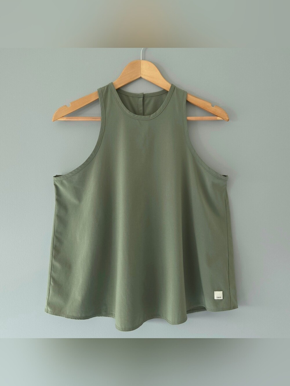 Vuori Women's Villa Tank w/Minor FLAW - Size Medium - Pistachio - VW1068